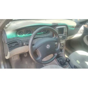 lancia lybra station wagon del año 2001