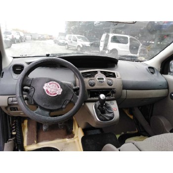 renault scenic ii del año 2006