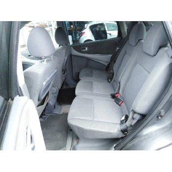 nissan almera tino (v10m) del año 2004