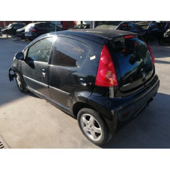 peugeot 107 del año 2010