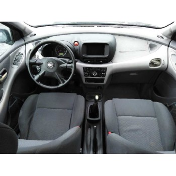 nissan almera tino (v10m) del año 2004