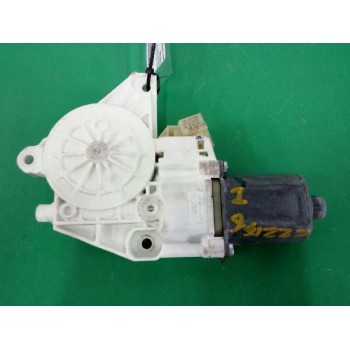 Recambio de motor elevalunas delantero izquierdo para mercedes-benz clase m (w164) 320 / 350 cdi (164.122) referencia OEM IAM A2