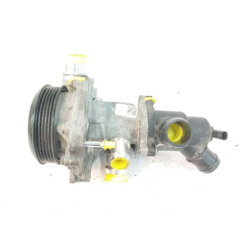 Recambio de bomba agua para infiniti qx30 2.2 d awd referencia OEM IAM A6512000501  