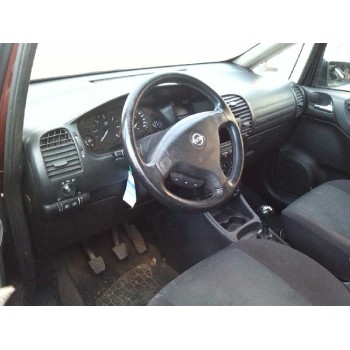 opel zafira a del año 2001