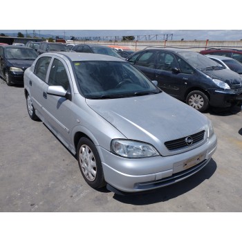 opel astra g berlina del año 2001