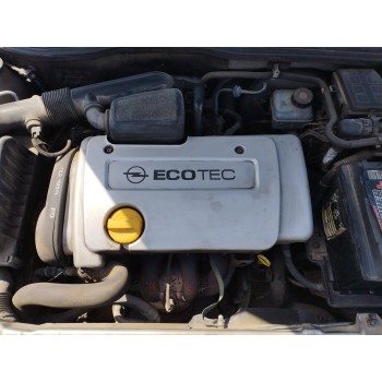 opel astra g berlina del año 2001