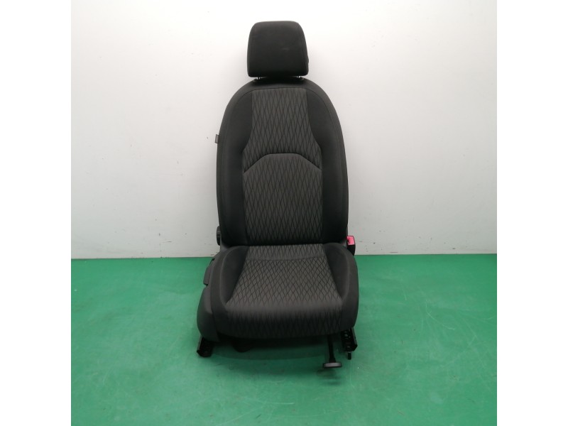 Recambio de asiento delantero derecho para seat leon (5f1) 2.0 tdi referencia OEM IAM Recambio de asiento delantero derecho para seat leon (5f1) 2.0 tdi referencia OEM IAM