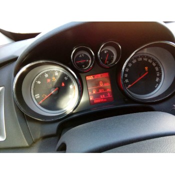 opel astra j gtc del año 2013