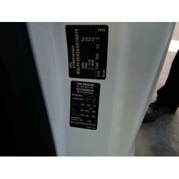 opel astra j gtc del año 2013