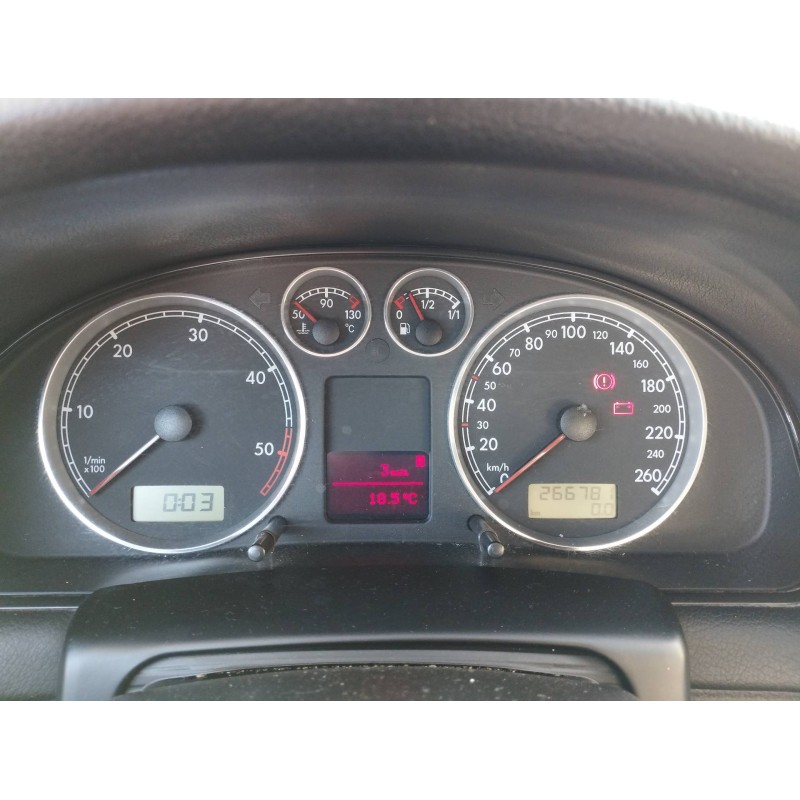 VOLKSWAGEN PASSAT B5.5 (3B3) 2003