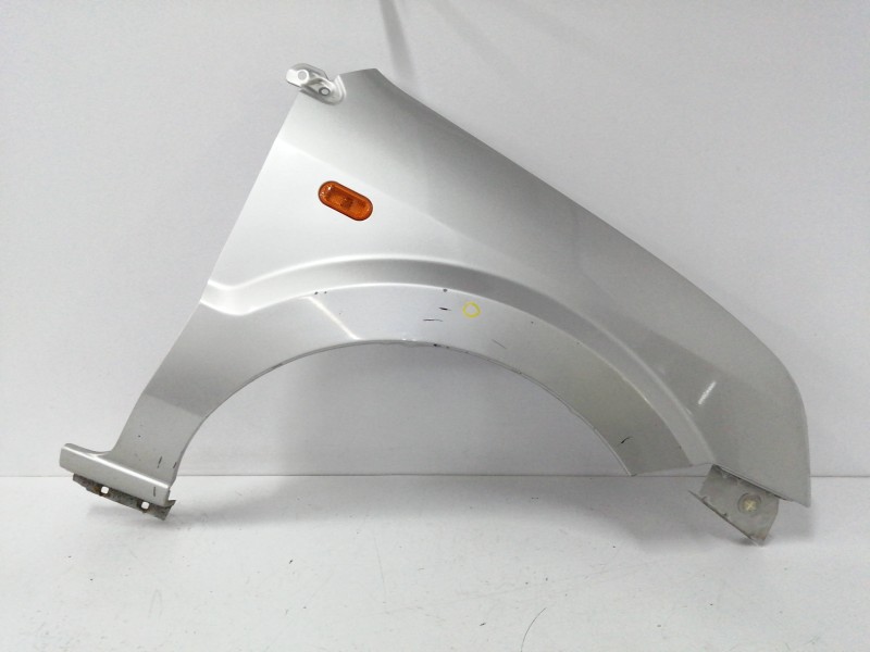 Recambio de aleta delantera derecha para ford fusion (cbk) 1.4 tdci cat referencia OEM IAM   