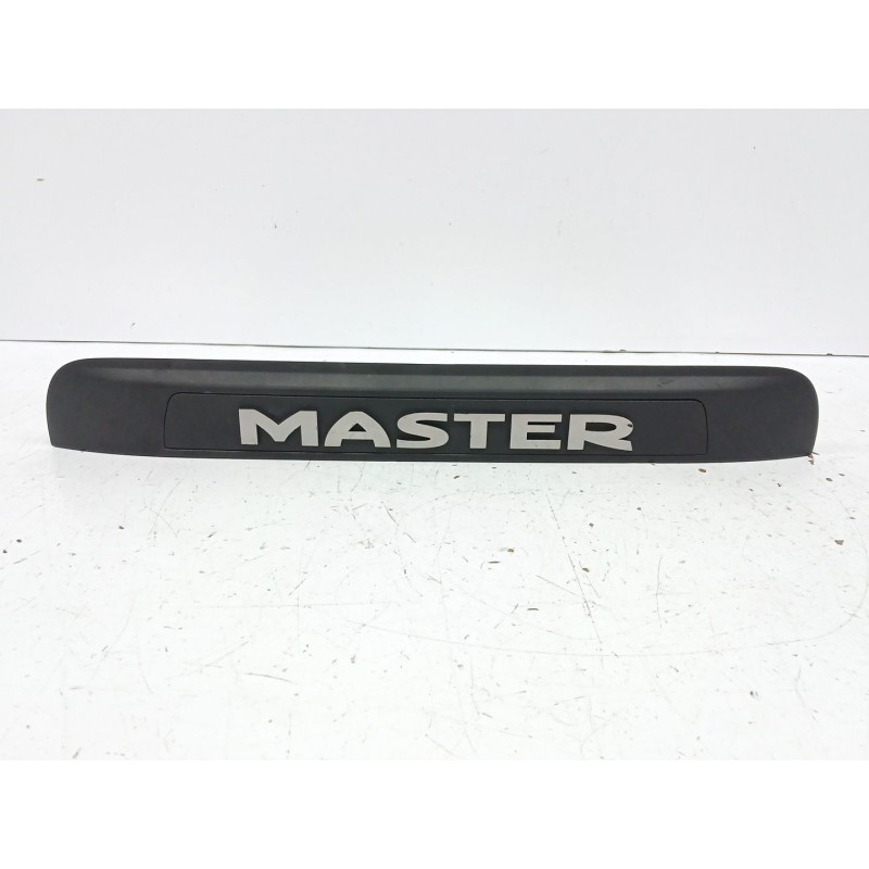 Recambio de molduras traseras para renault master iii autobús (jv) 2.3 dci 145 fwd (jv0f, jv0s, jv0t) referencia OEM IAM 2651200