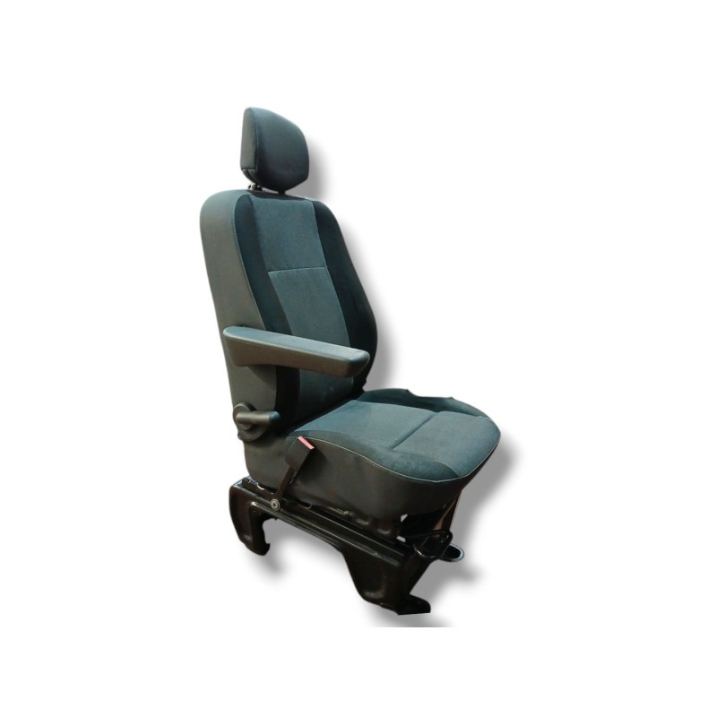 ASIENTO DELANTERO IZQUIERDO