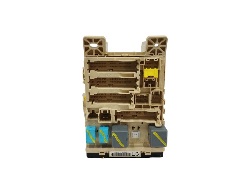 Recambio de caja reles / fusibles para lexus rx 3.5 v6 cat referencia OEM IAM 8273048221 Recambio de caja reles / fusibles para lexus rx 3.5 v6 cat referencia OEM IAM 8273048221