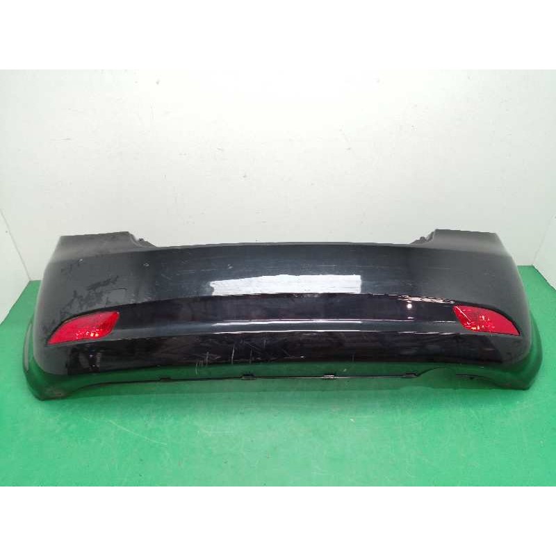 PARAGOLPES TRASERO