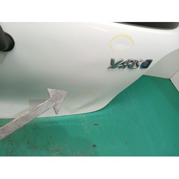 Recambio de porton trasero para toyota yaris (_p1_) 1.0 (scp10_) referencia OEM IAM   