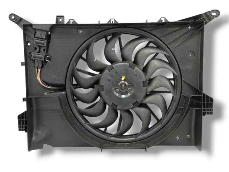 Recambio de electroventilador para volvo xc70 2.4 diesel cat referencia OEM IAM 30749760 0130706861 