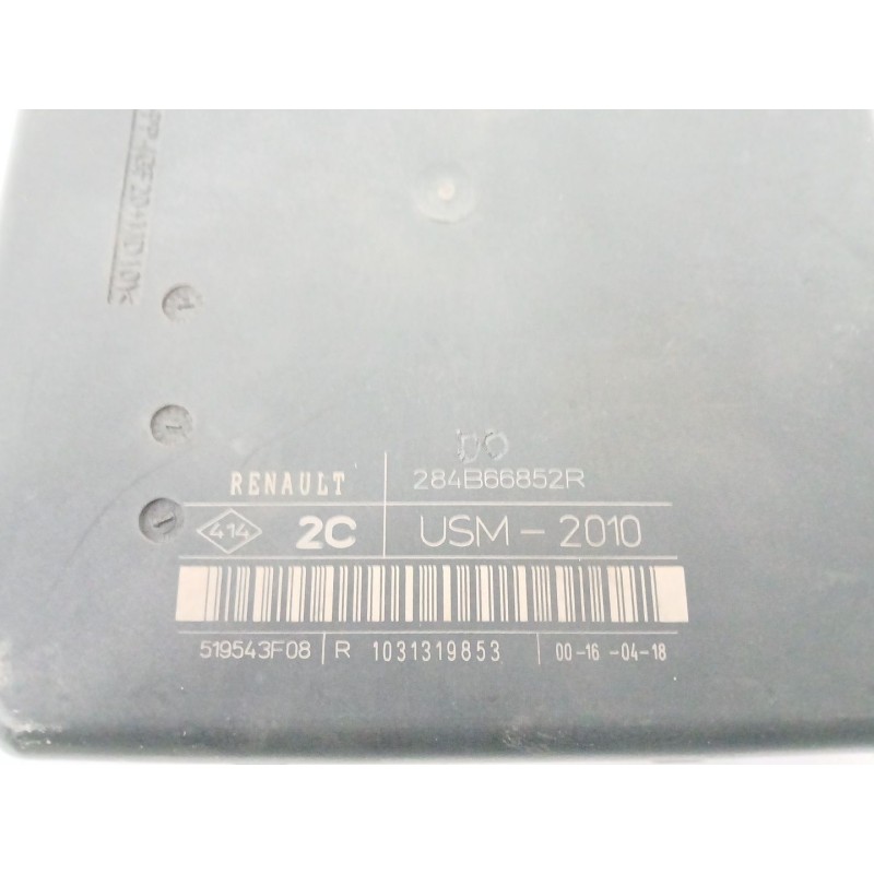 CAJA RELES / FUSIBLES