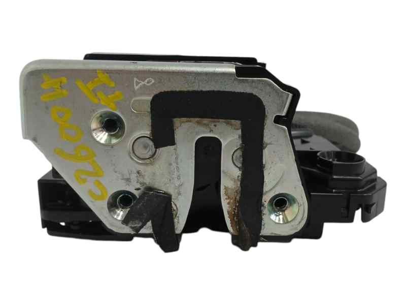Recambio de cerradura puerta trasera izquierda para ssangyong tivoli 1.5 g15dtf referencia OEM IAM 7131035001  