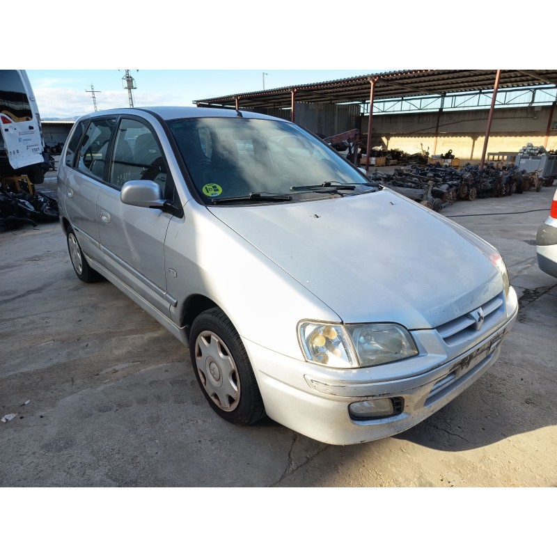 mitsubishi space star monospace (dg_a) del año 2001