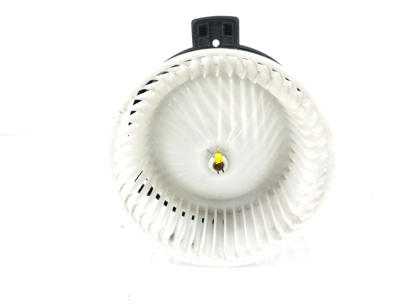 Recambio de motor calefaccion para mazda 2 berlina (dy) 1.4 diesel cat referencia OEM IAM 8940000  