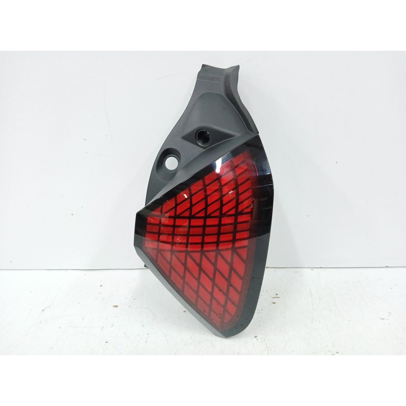 PILOTO TRASERO DERECHO