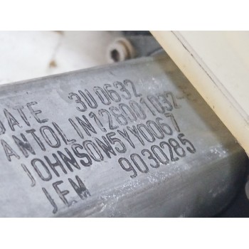 Recambio de elevalunas delantero izquierdo para renault master iii autobús (jv) 2.3 dci 145 fwd (jv0f, jv0s, jv0t) referencia OE