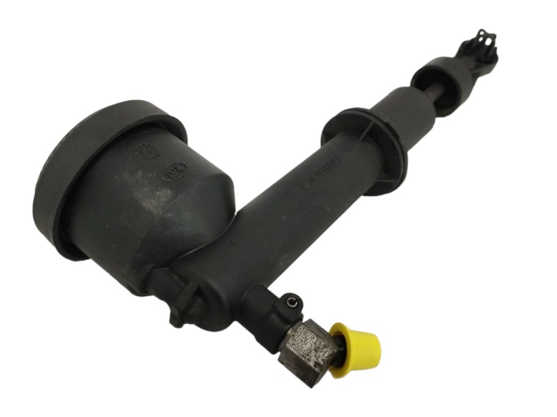 Recambio de bomba de embrague para land rover freelander (ln) 2.0 turbodiesel referencia OEM IAM L051V00G3502  