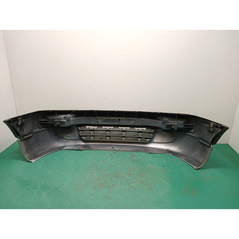 PARAGOLPES DELANTERO