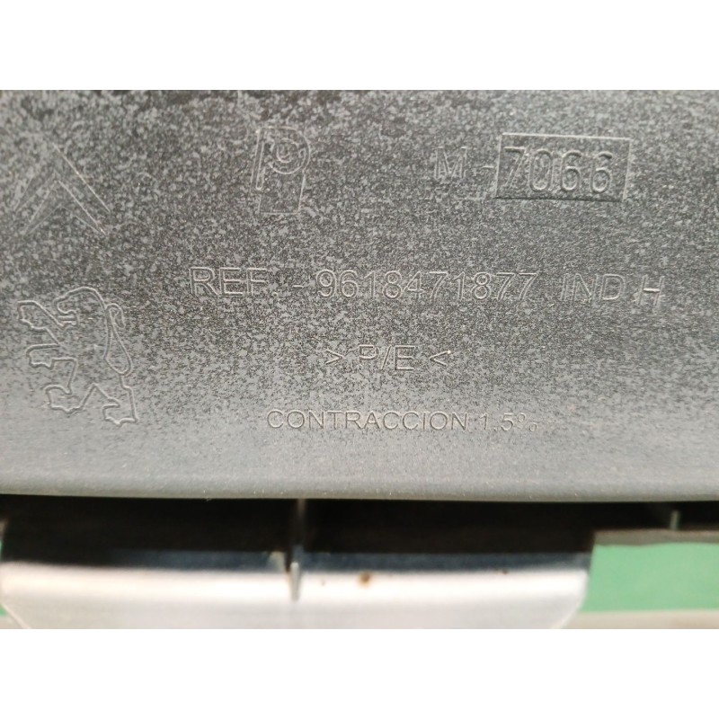 PARAGOLPES DELANTERO