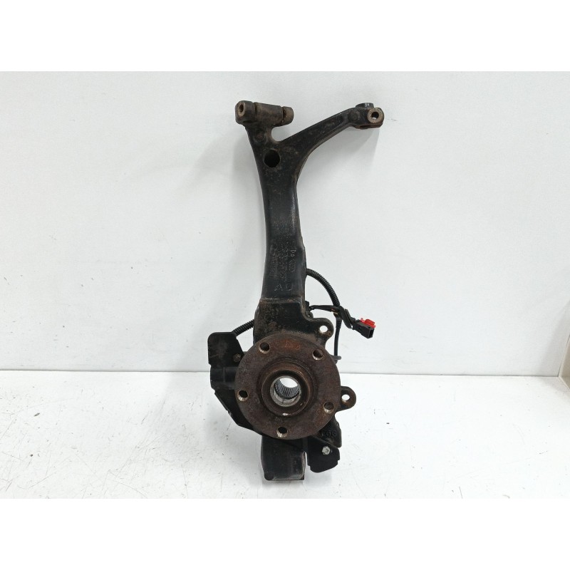 Recambio de mangueta delantera derecha para audi a6 berlina (4b2) 2.8 v6 30v referencia OEM IAM   