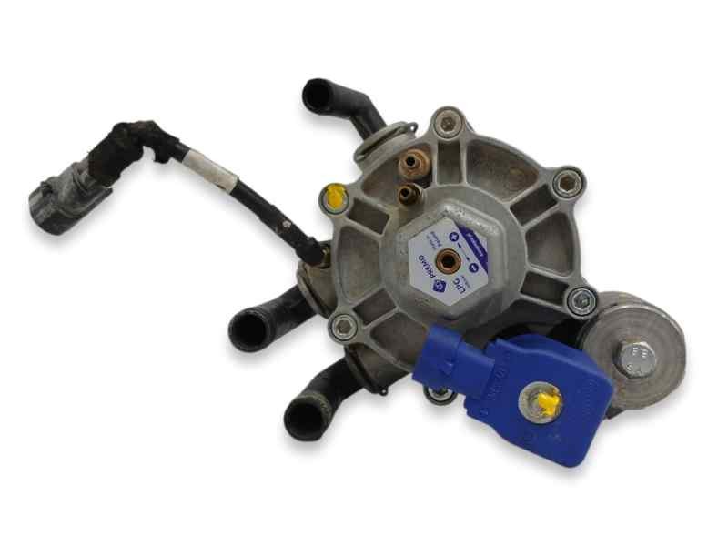 Recambio de bomba agua para ssangyong tivoli 1.5 g15dtf referencia OEM IAM 67R011053  