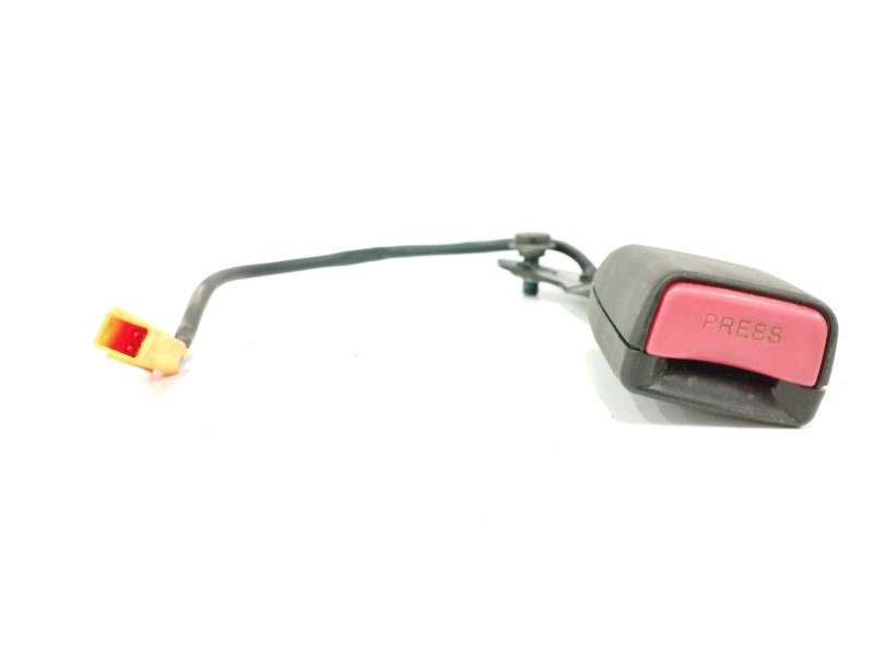 Recambio de enganche cinturon izquierdo para mazda 2 berlina (dy) 1.4 diesel cat referencia OEM IAM BAA140087 Recambio de enganche cinturon izquierdo para mazda 2 berlina (dy) 1.4 diesel cat referencia OEM IAM BAA140087