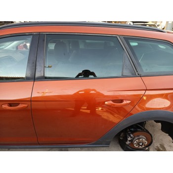 Recambio de puerta trasera izquierda para seat leon st (5f8) 2.0 tdi 4drive referencia OEM IAM   
