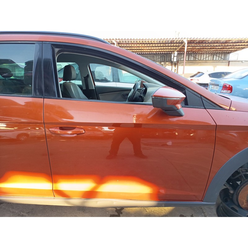 Recambio de puerta delantera derecha para seat leon st (5f8) 2.0 tdi 4drive referencia OEM IAM   