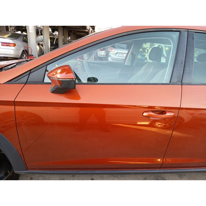 PUERTA DELANTERA IZQUIERDA