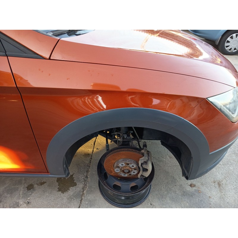 Recambio de aleta delantera derecha para seat leon st (5f8) 2.0 tdi 4drive referencia OEM IAM   