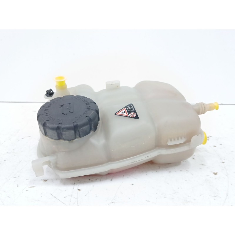 Recambio de deposito expansion para mercedes-benz clase a sedán (v177) a 180 d (177.103) referencia OEM IAM A2475000049  