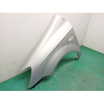 Recambio de aleta delantera izquierda para hyundai getz (tb) 1.6 referencia OEM IAM 663110B750  