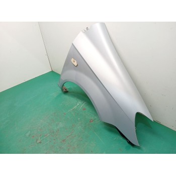 Recambio de aleta delantera derecha para hyundai getz (tb) 1.6 referencia OEM IAM 663210B750  