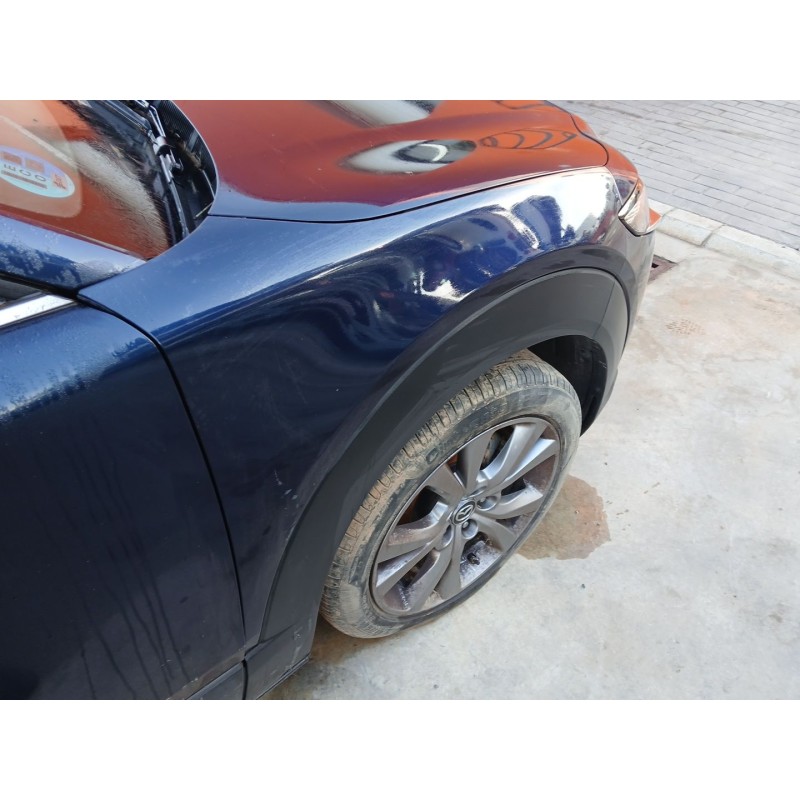 ALETA DELANTERA DERECHA