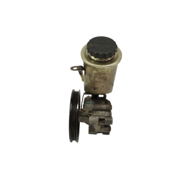 Recambio de bomba direccion para toyota yaris (ncp1/nlp1/scp1) 1.3 linea luna referencia OEM IAM 4431052020  