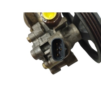 Recambio de bomba direccion para toyota yaris (ncp1/nlp1/scp1) 1.3 linea luna referencia OEM IAM 4431052020  