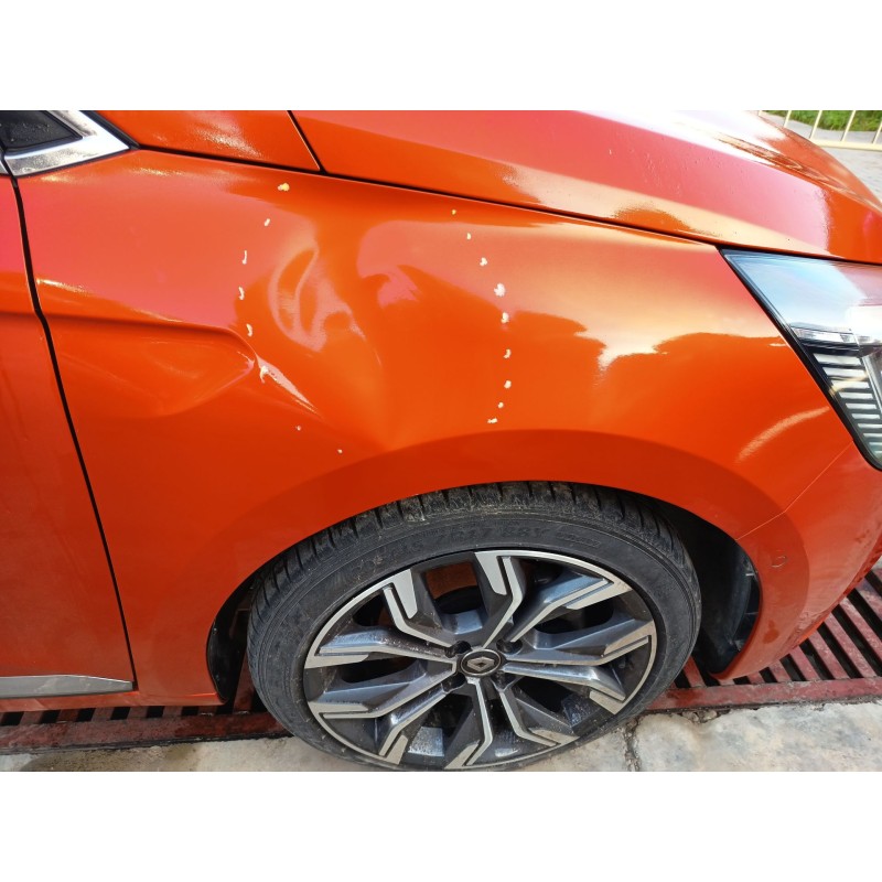 Recambio de aleta delantera derecha para renault clio v (b7_) 1.3 tce 130 (b7mf) referencia OEM IAM   