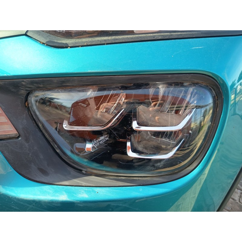 Recambio de faro izquierdo para citroën c3 iii (sx) 1.2 thp 110 referencia OEM IAM   