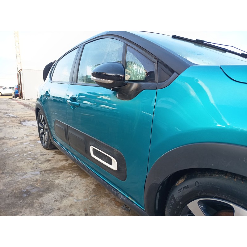 PUERTA DELANTERA DERECHA