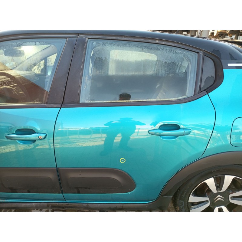 Recambio de puerta trasera izquierda para citroën c3 iii (sx) 1.2 thp 110 referencia OEM IAM   