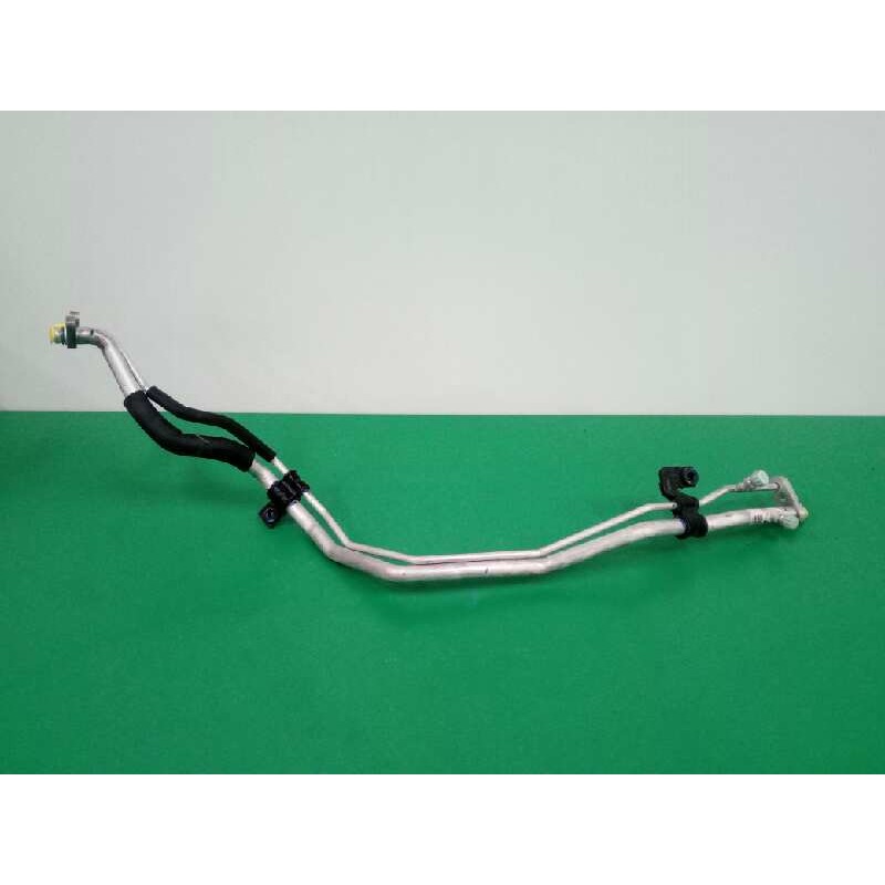 Recambio de tubos aire acondicionado para hyundai h350 kasten 2.5 crdi cat referencia OEM IAM 9922059000  