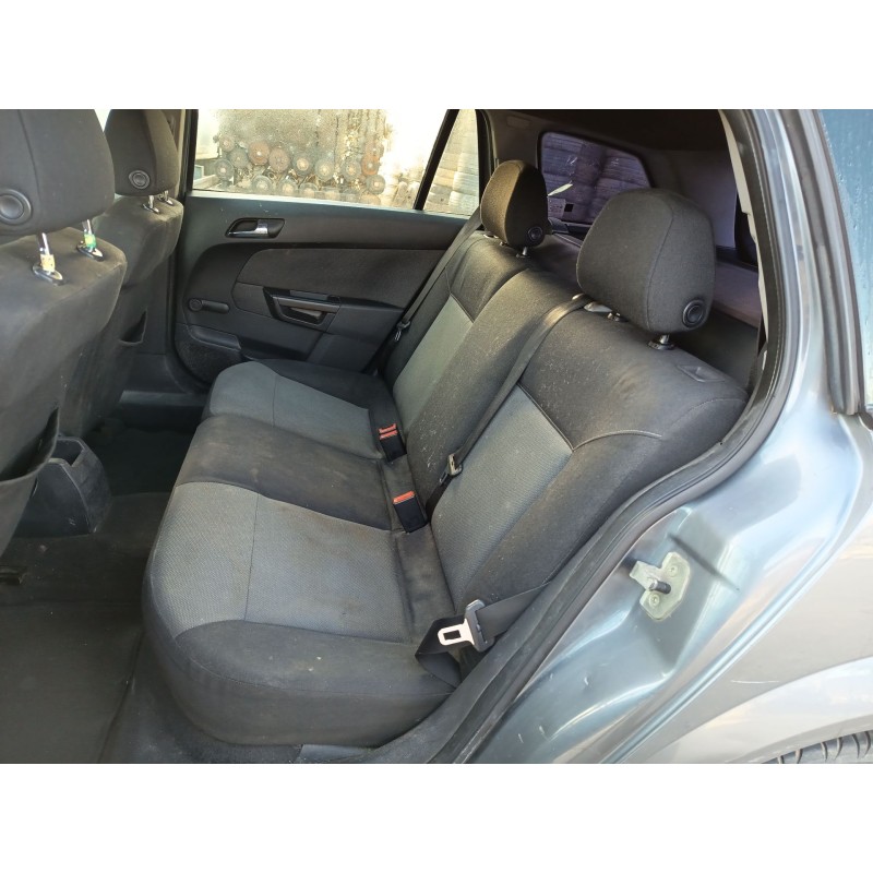 OPEL ASTRA H Station Wagon (A04) 2005