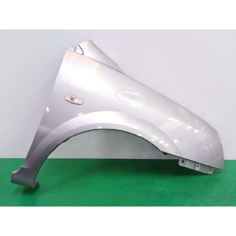 Recambio de aleta delantera derecha para kia carens 2.0 turbodiesel cat referencia OEM IAM 0K2JA52111  